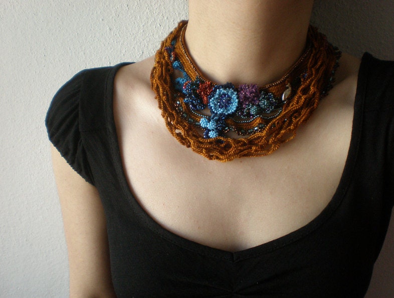 Gaillardia Aristata   - Amber Gold ... Beaded Crochet Necklace - Beadwork