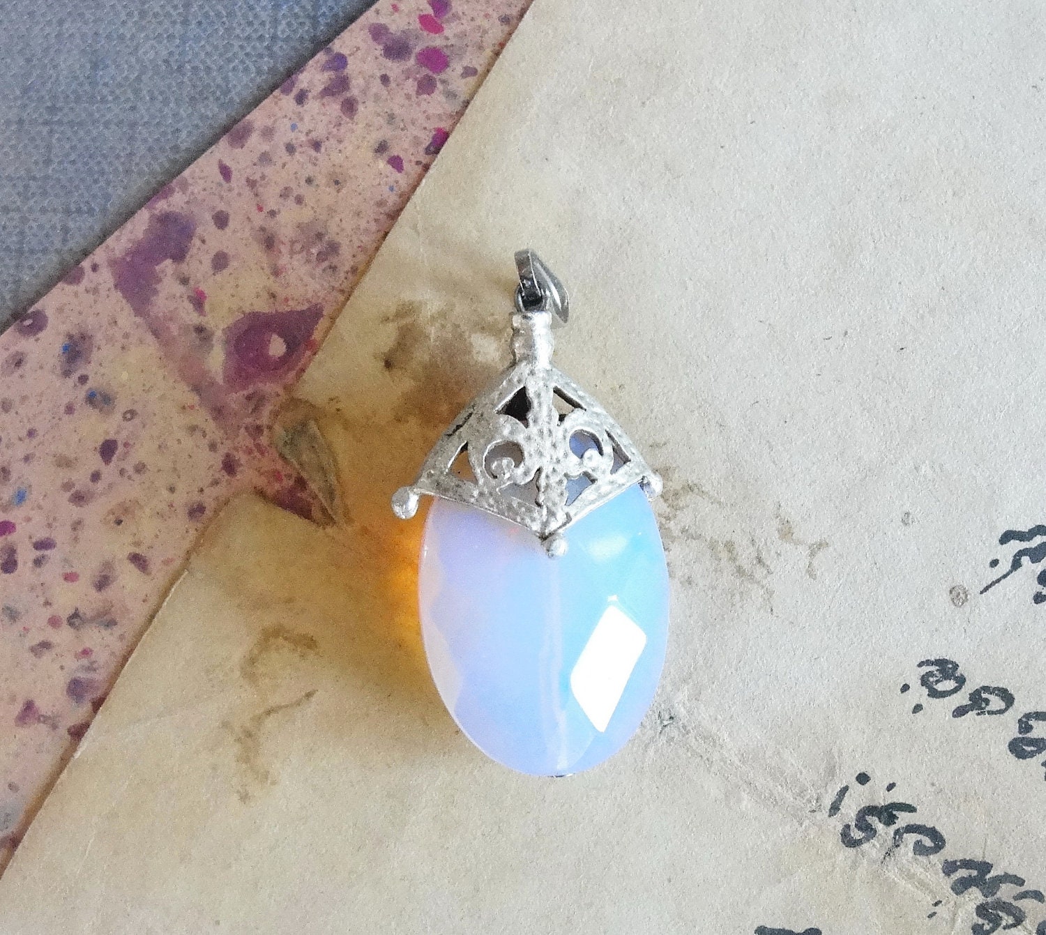 Smashing Opaline Pendant