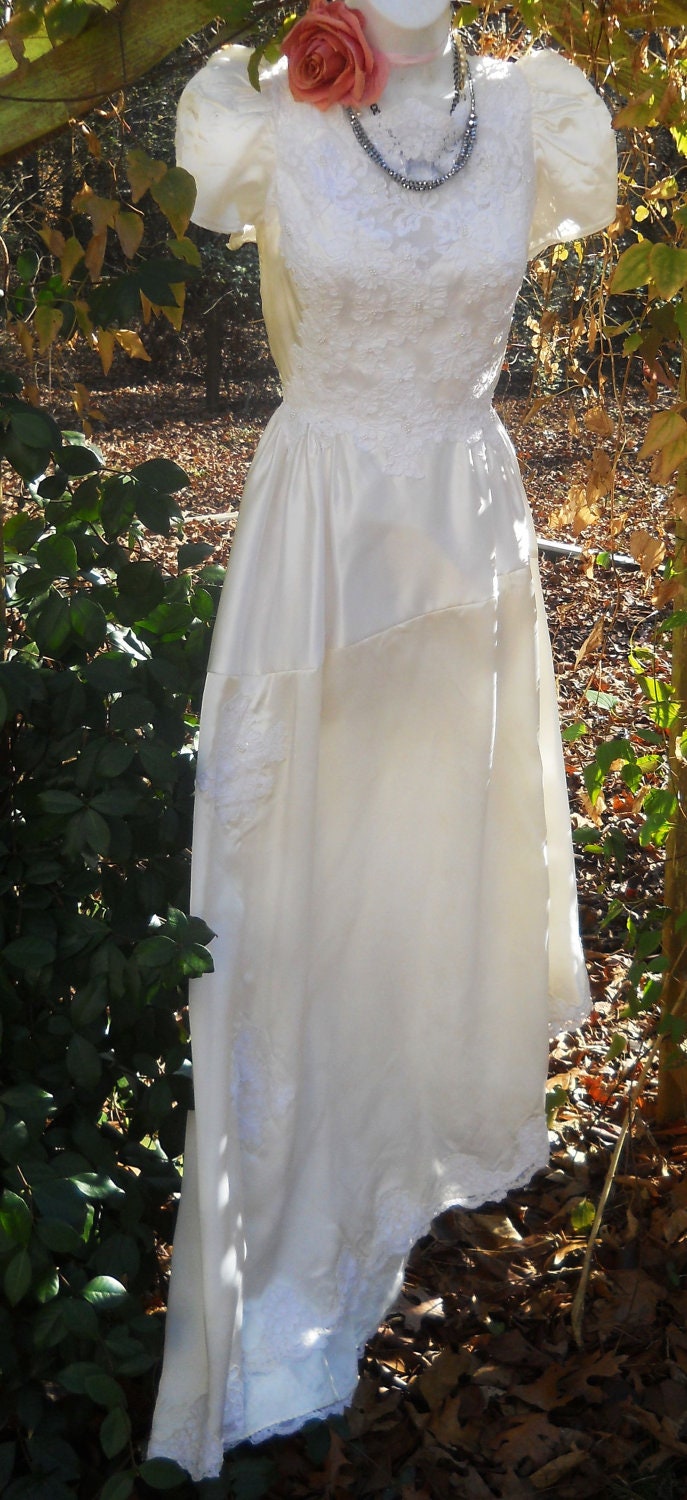 Vintage wedding dress ivory satin embroidery cap sleeve lace romantic small by vintage opulence on Etsy