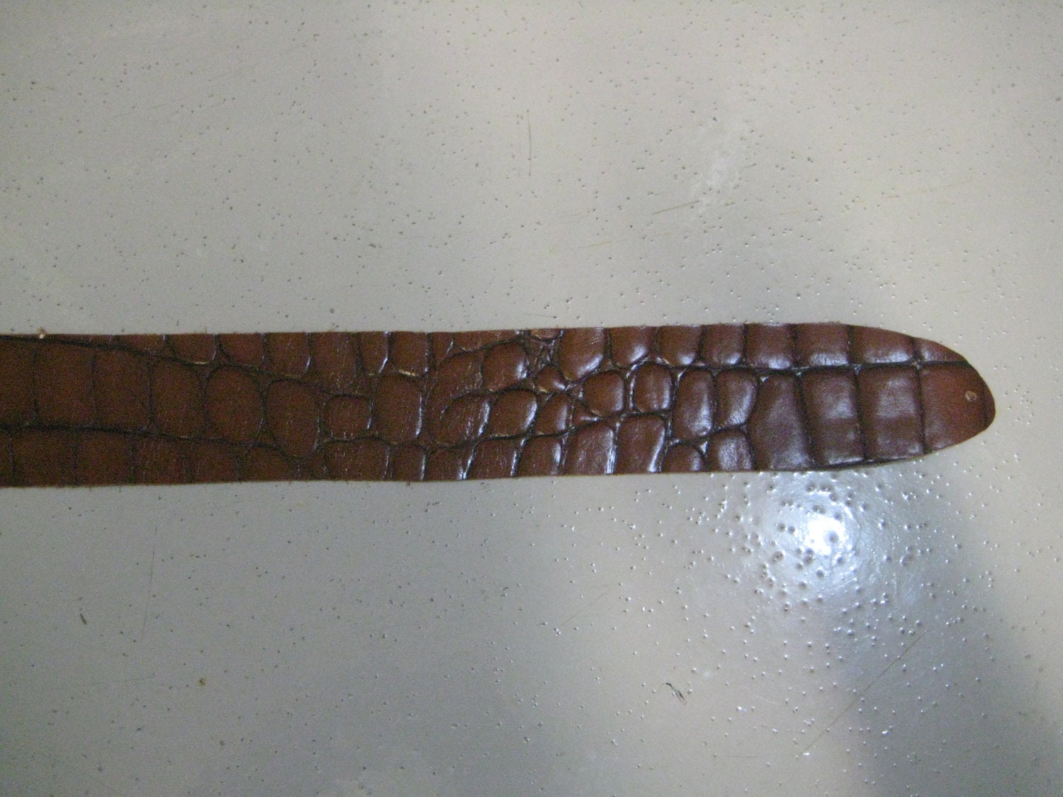 Dragon Skin Guitar Strap-Dark Brown