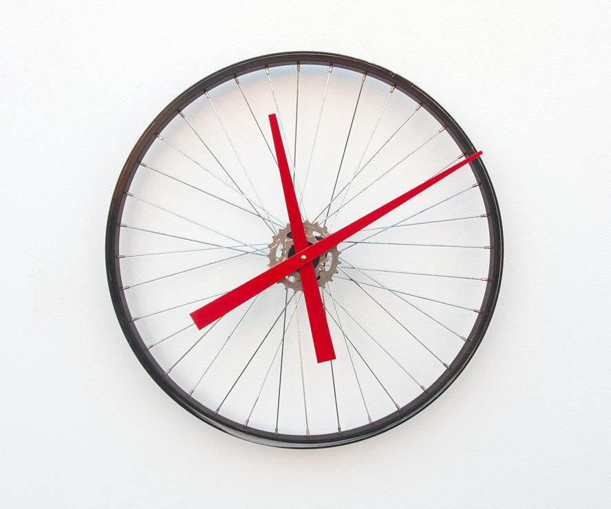 Recycled Bike Wheel clock