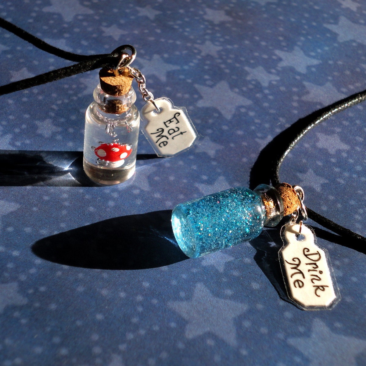 Alice in Wonderland - Eat Me and Drink Me Friendship Necklace Set