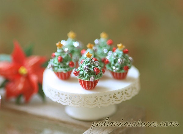 Dollhouse Miniature Food - Christmas Tree Cupcakes