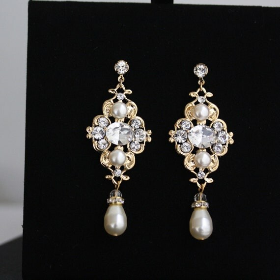 Gold Bridal Earrings Ivory pearl Wedding Earrings Swarovski Pearl crystals Vintage style Wedding Jewelry LEILA