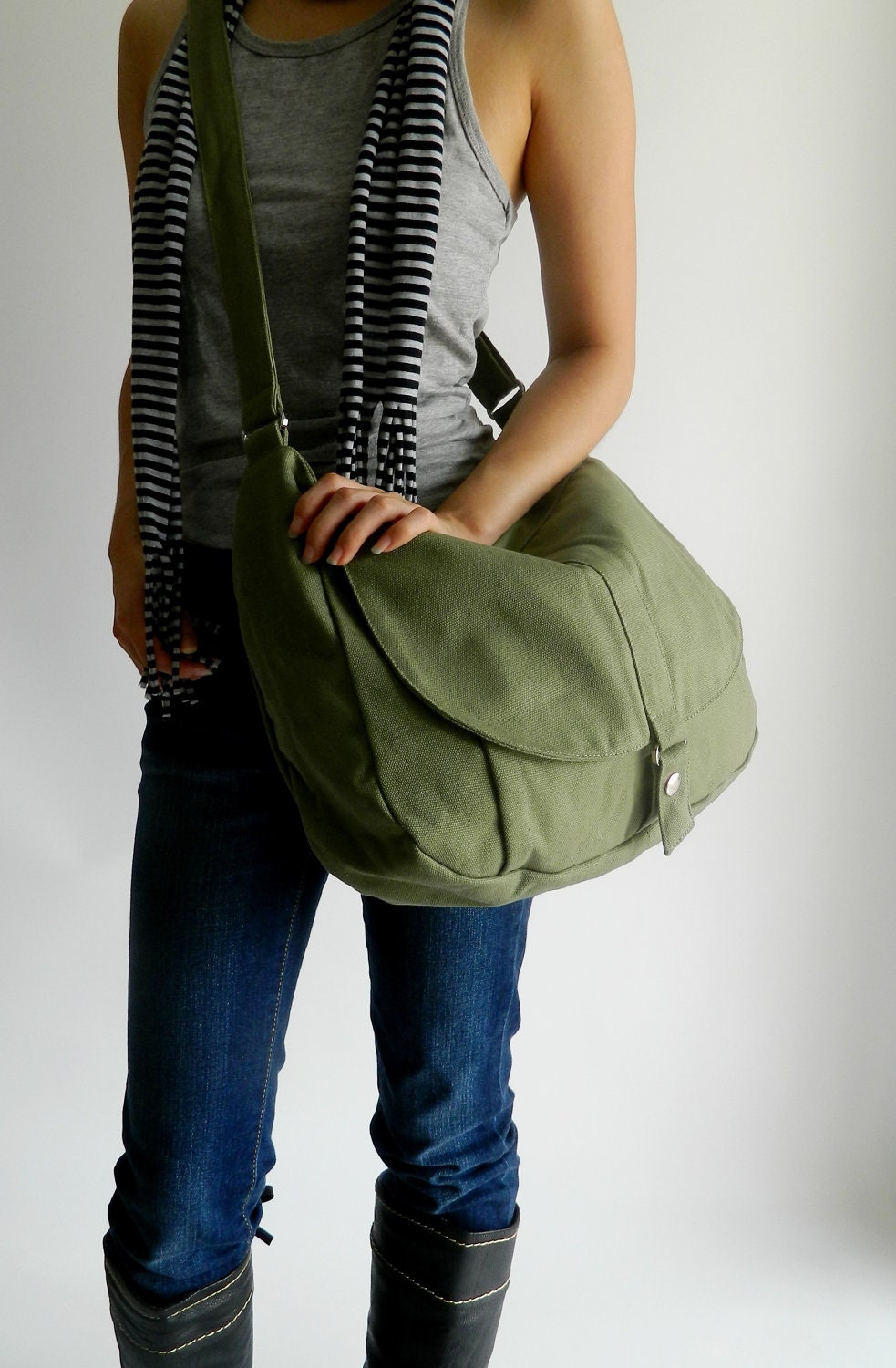 SALE - 10% OFF - Kylie in smoke green//Messenger/ Diaper bag / Shoulder bag / Tote / Purse / Handbag / Hip bag / Women / For her