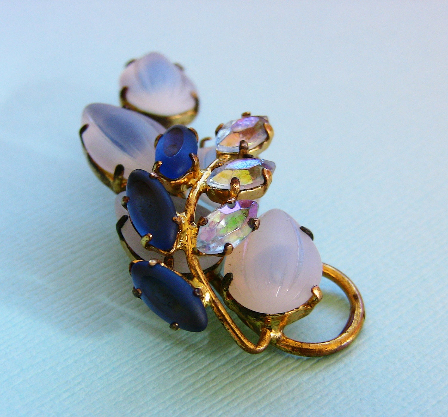 Vintage Juliana Style Frosted Glass AB Aurora Borealis Pin Brooch