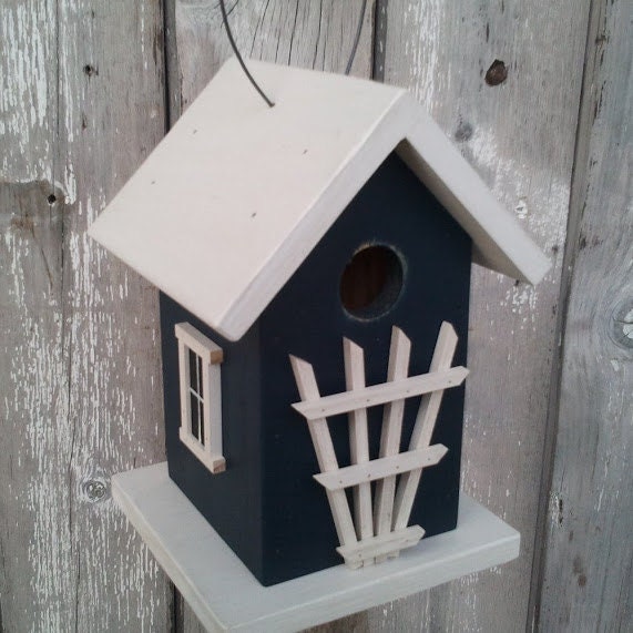 New 2013 - Trellis Cottage Garden Birdhouse Wren House Decorative and Functional Birdhouse