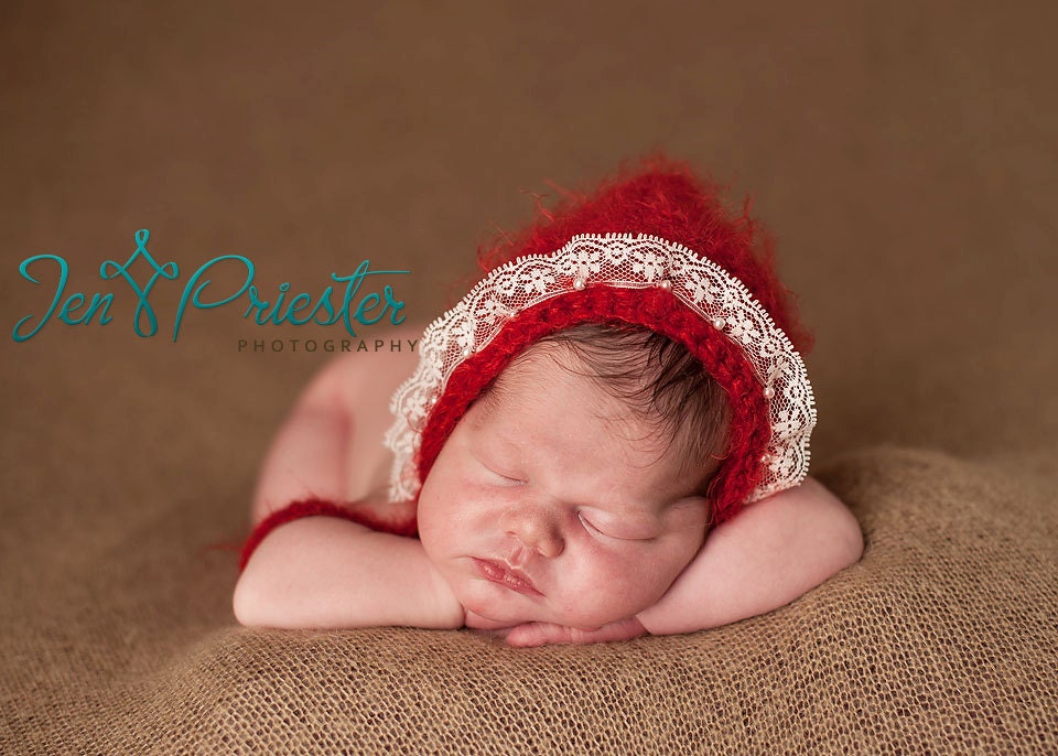 Adorable Baby Bonnet Newborn Baby Girl Hat in Red and White, Photo Prop