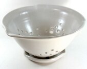 White Berry Bowl/ Colander