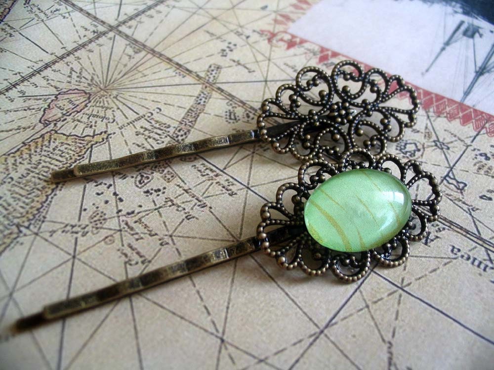 10 Antique Brass Filigree Hair Pins. Great for cabochons, or glass tiles