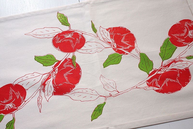 Hand-printed Tomato Vine Organic Cotton Table Runner Large