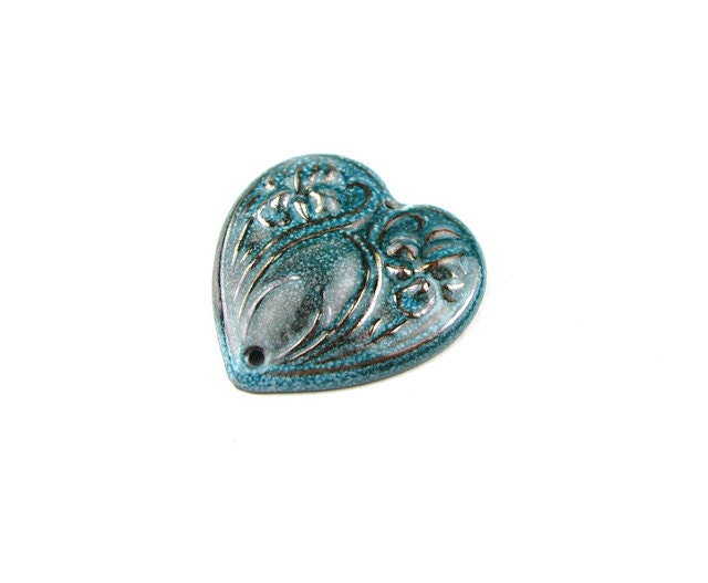 Enameled Double Iris Heart /  Teal enamel Lot 1