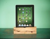 iPad. iPad2. iPhone. iPod docking station handmade of Cedar by woodtec