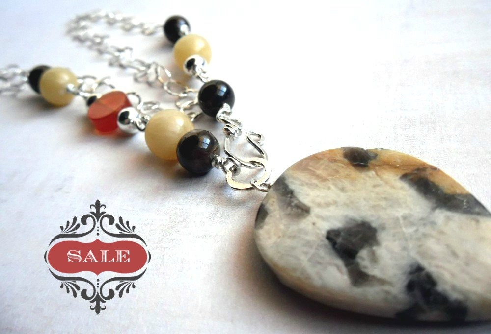SALE Graphic Feldspar Pendulum Necklace