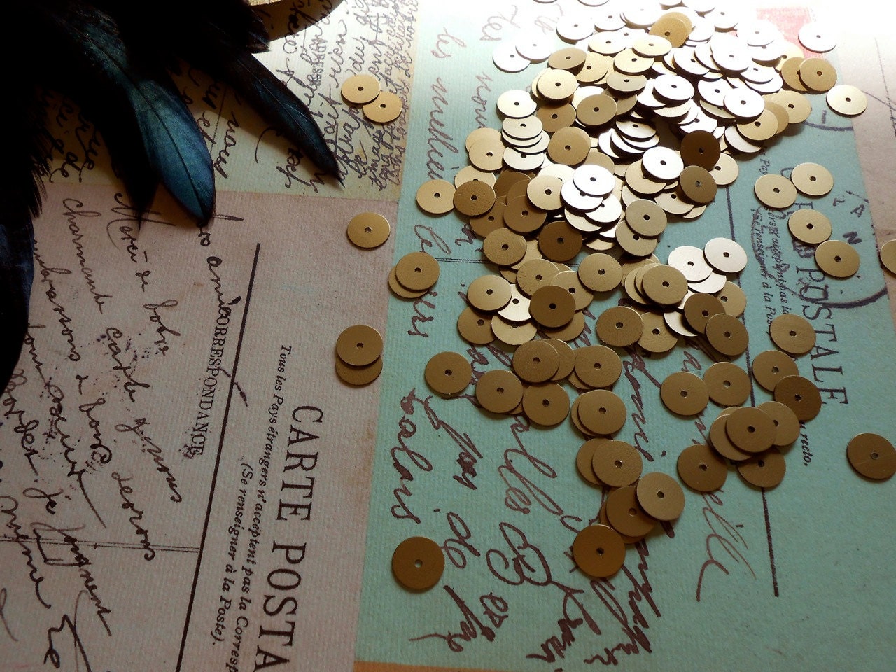 sequins, gold, matte, 8mm