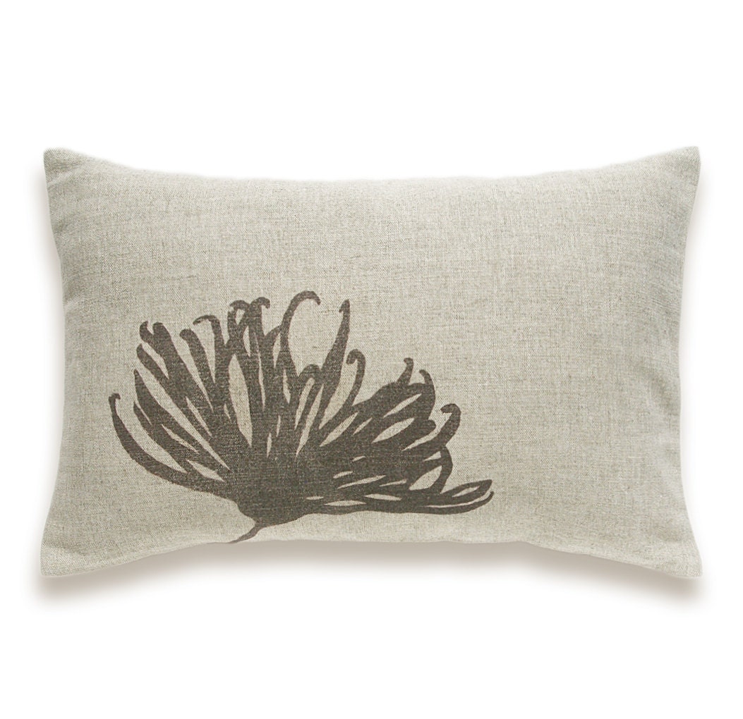 Chrysanthemum Print Decorative Lumbar Pillow Cover Natural Linen 12x18 inch PRINT DESIGN 40