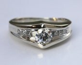 Vintage Diamond Engagement ring. .90 cttw  Round  and Princess cut - 14K