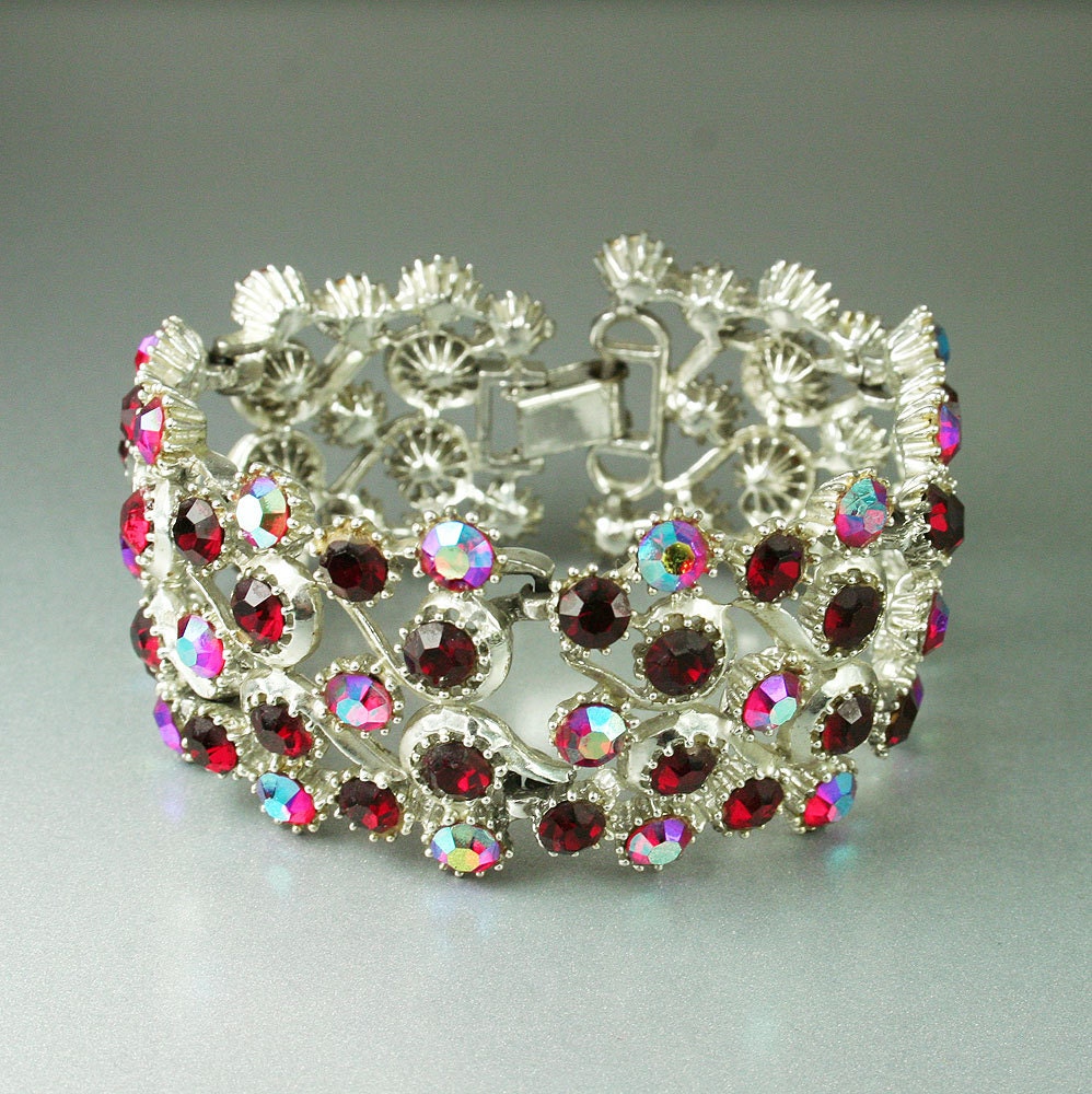 Vintage Bracelet Red Pink Aurora Borealis Rhinestone Jewelry