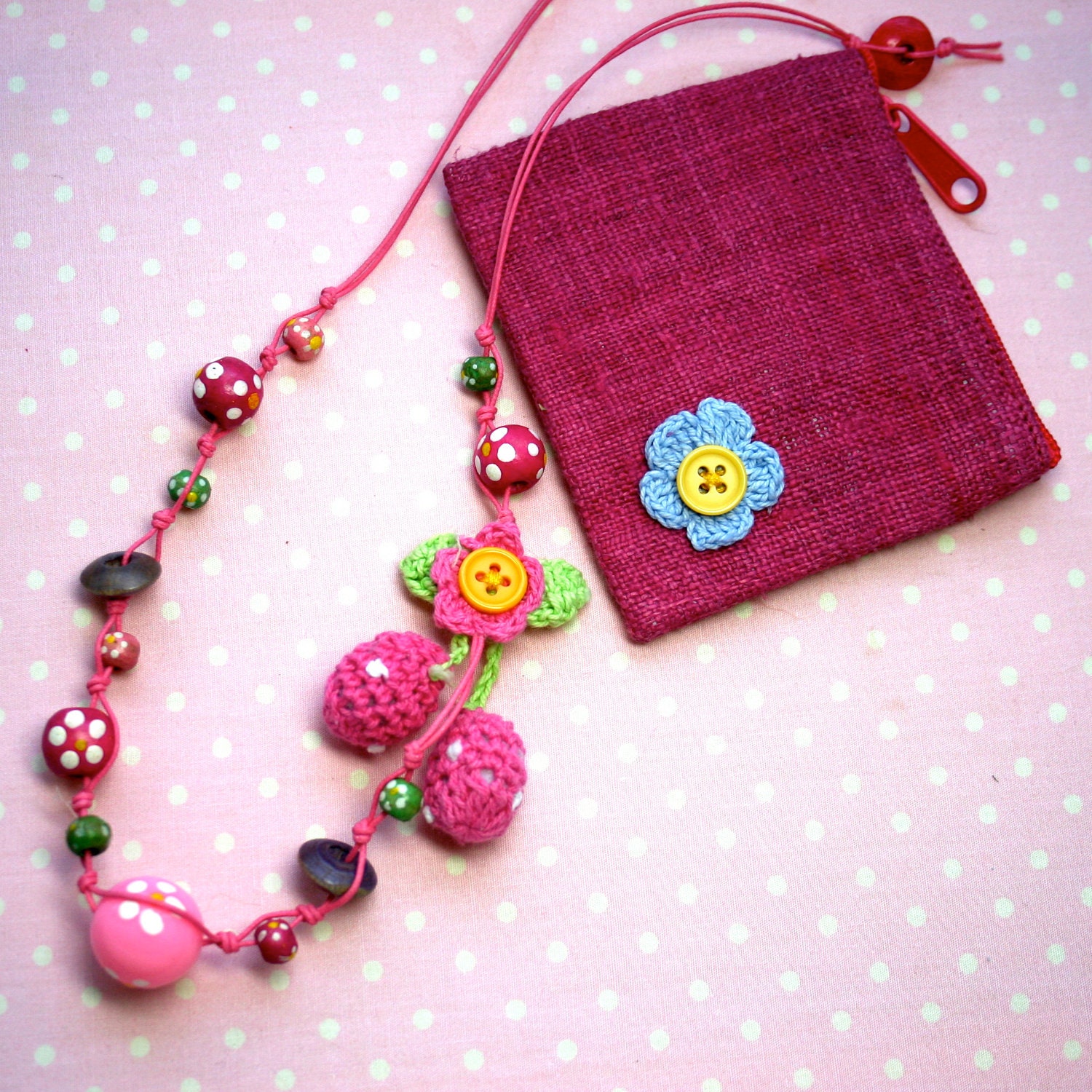 Sweet pea necklace