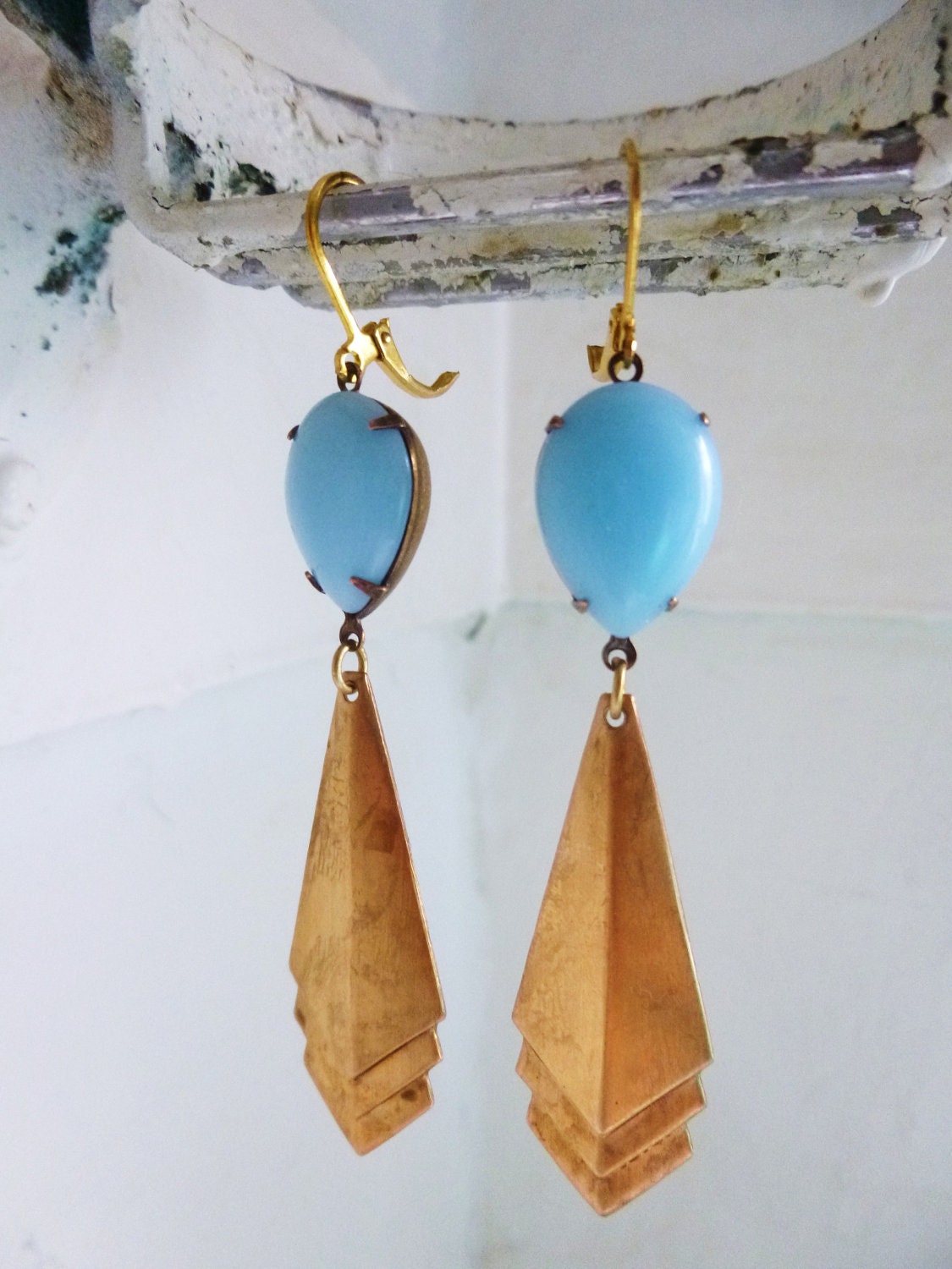 Vintage Calcedon Pear Triangle Pendant Chevron Earring