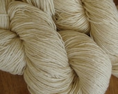 BFL DK yarn, undyed, 8 ounces