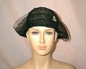 Vintage 1920s Flapper Black Lace and Horsehair Brimmed Cloche Hat