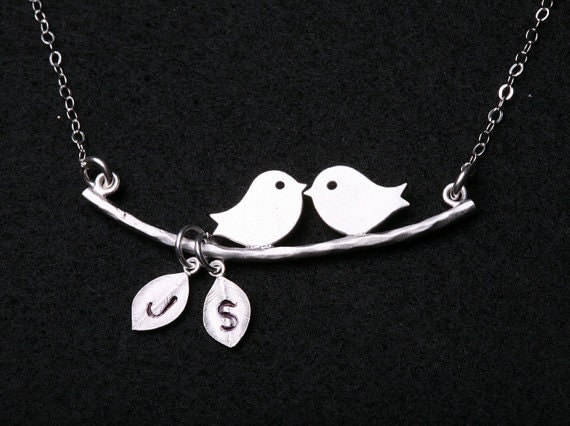 Bird on the branch,Kissing birds necklace,two leaf initial,couple,Mother and baby, Valentine Gift,Family Tree Necklace,simple daily Jewelry