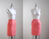 60's pink skirt. 1960s wool skirt. pockets. pencil skirt. coral skirt 1960. xs skirt 60.