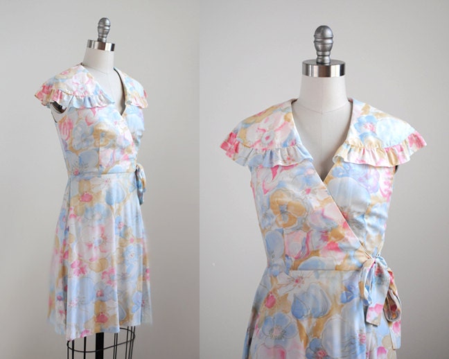 vintage 70's wrap dress. 1970's watercolor dress. white. ruffle. floral print. s m. pastel dress 70.