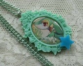 Pokémon - SNIVY - Pokémon Trading Card Necklace - Gamer Gear