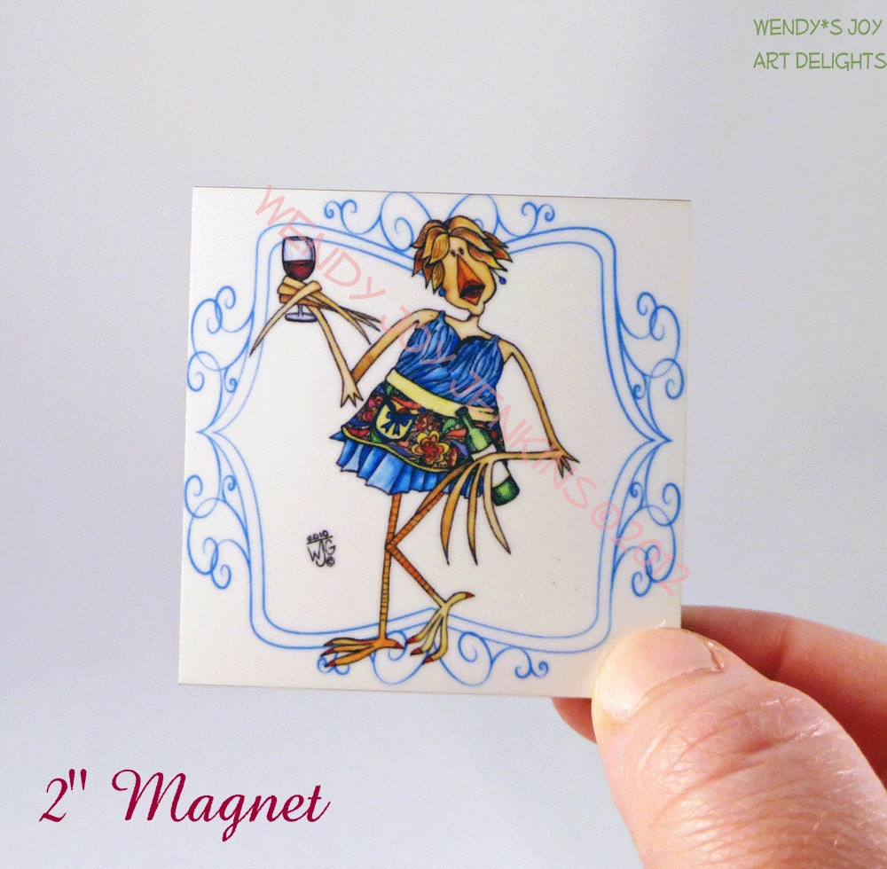 Red Wine Magnet Hen loves Wine, blue swirl border