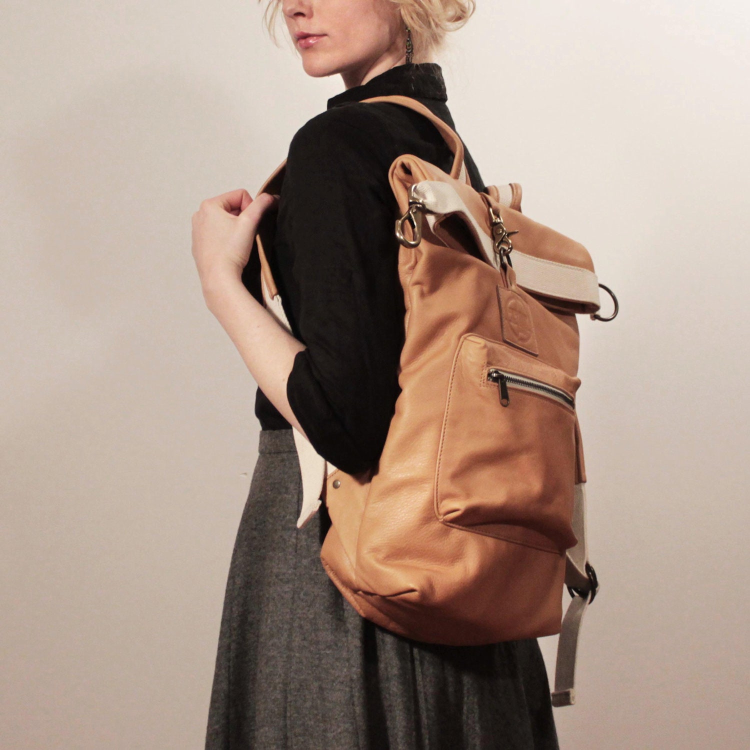 Roll Top Sack - Nude Leather