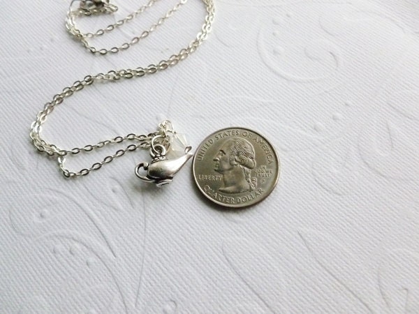 Aladdins Lamp Necklace - Silver