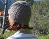 Gray Naturally Dyed Hand-spun Hand-knitted Gray Angora Merino Wool Soft and Warm Ski Hat SH05
