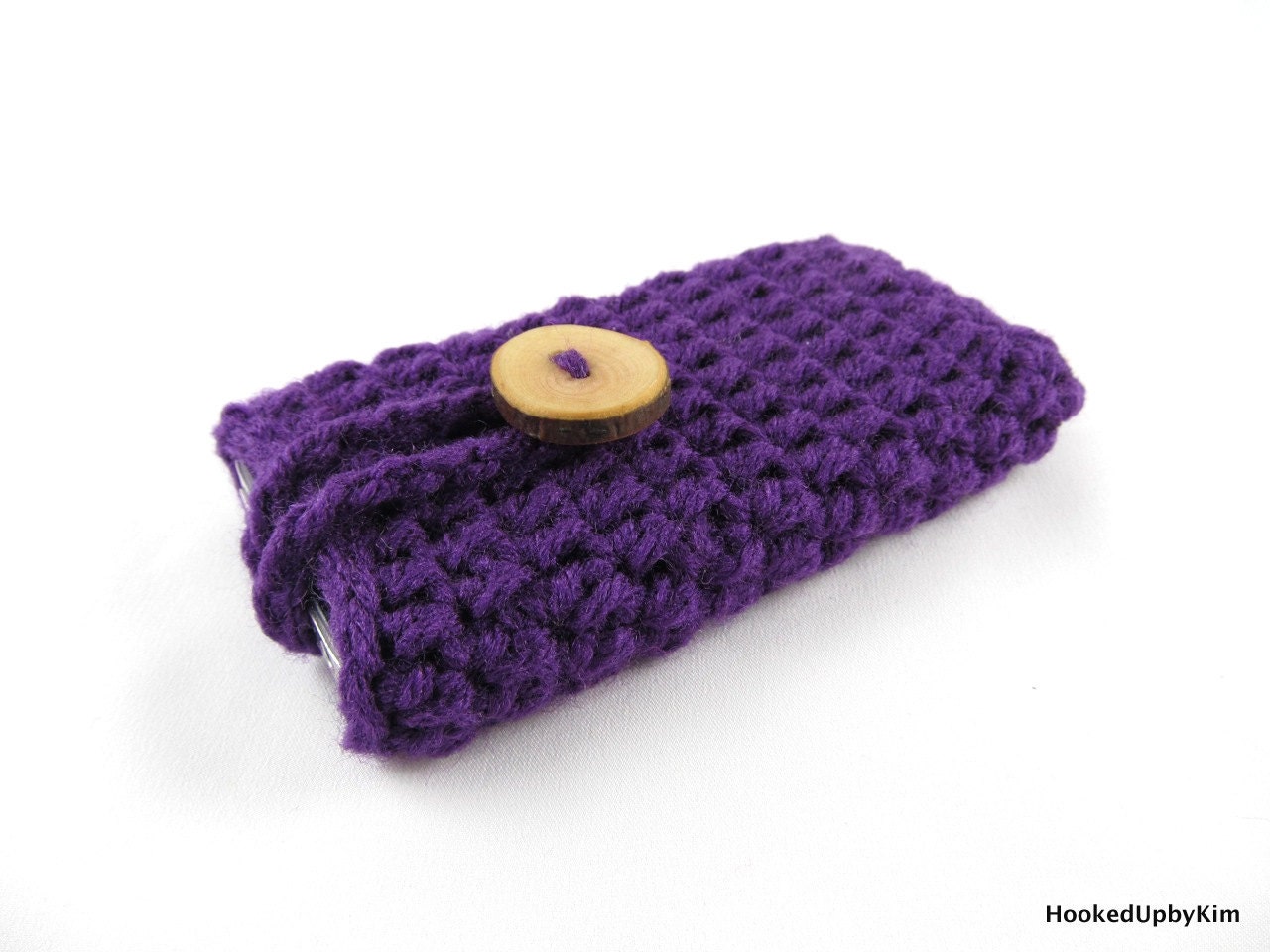 Crocheted iPod / iPhone / MP3 Player / Mobile Phone Cozy in Dark Purple