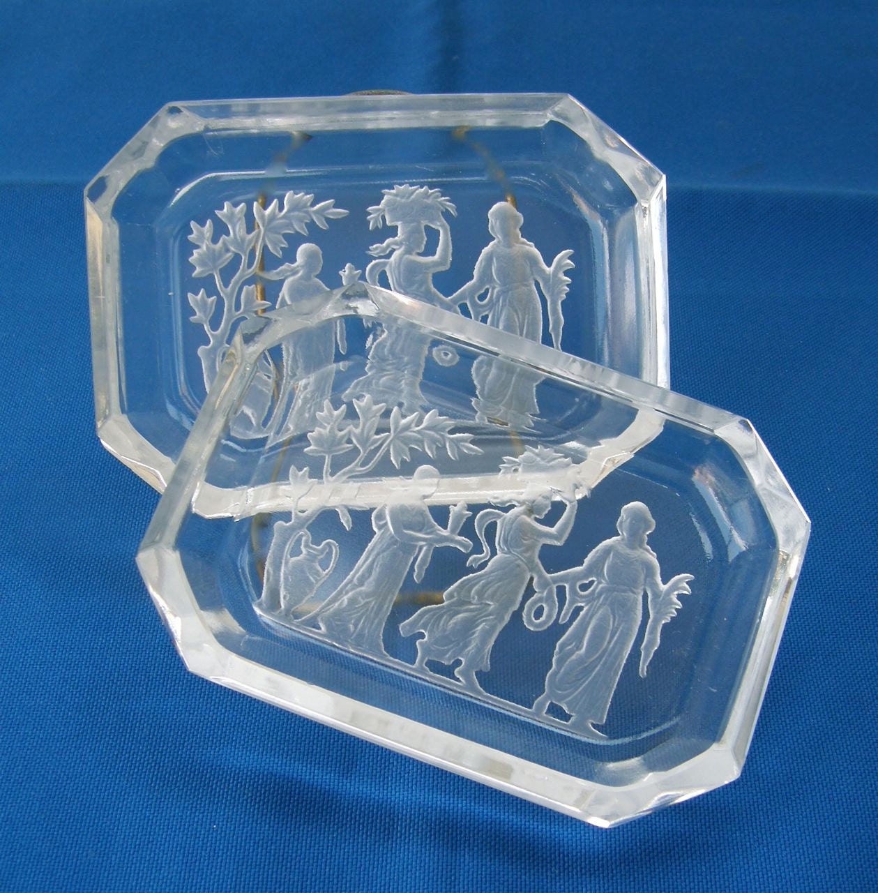 One (1) ETCHED GLASS TRAY Grecian Scene 3 Women Tree Urn Clear Glass