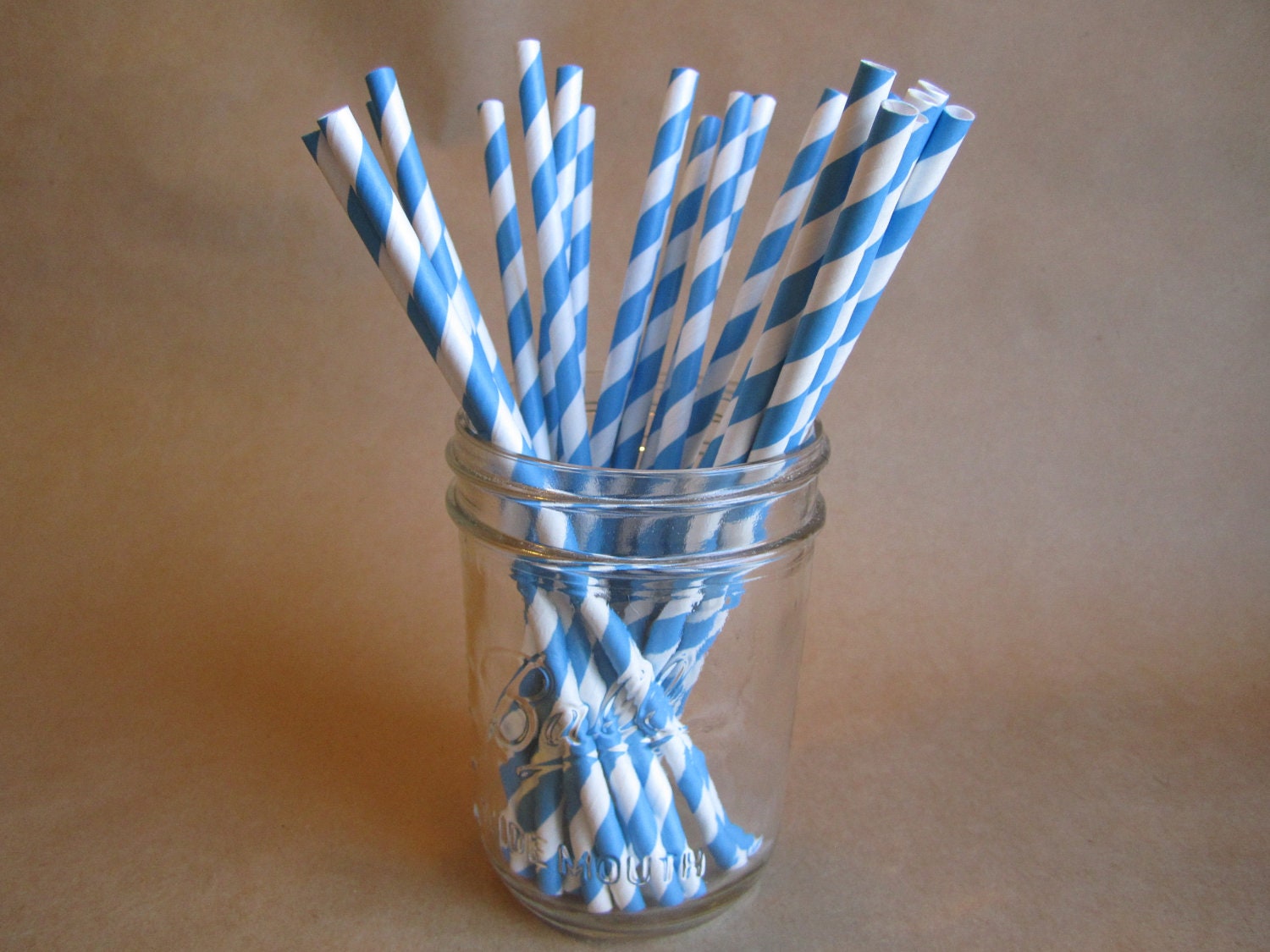 25 Blue Striped Straws