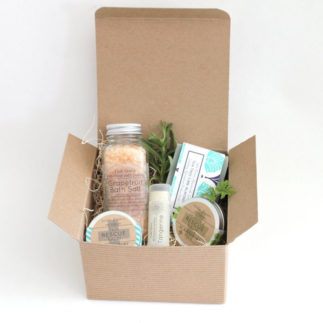 Complete Spa Gift Set /  Soap Lip balm and bath salt gift  / spa gift for her Mother's Day Gifts / Bath and Beauty