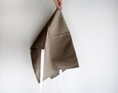 Linen apron by Lovely Home Idea. Water resistant.