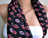 KISS SCARF Infinity Scarf Shawl Circle Scarf Loop Scarf  Gift -fatwoman