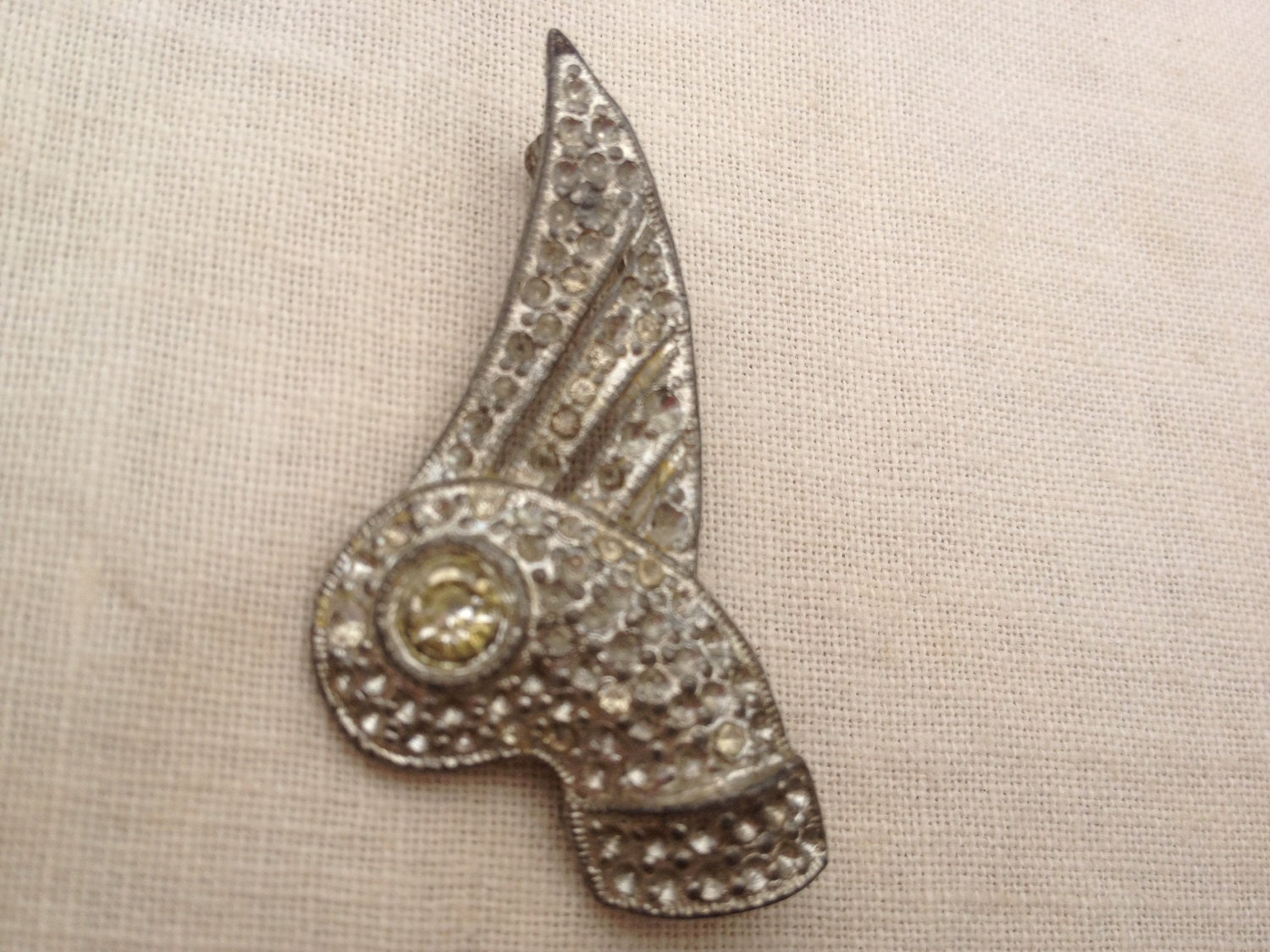 Art Deco Paste pot metal Brooch