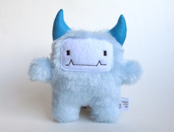 Plush Monster: Bloo the concerned monster