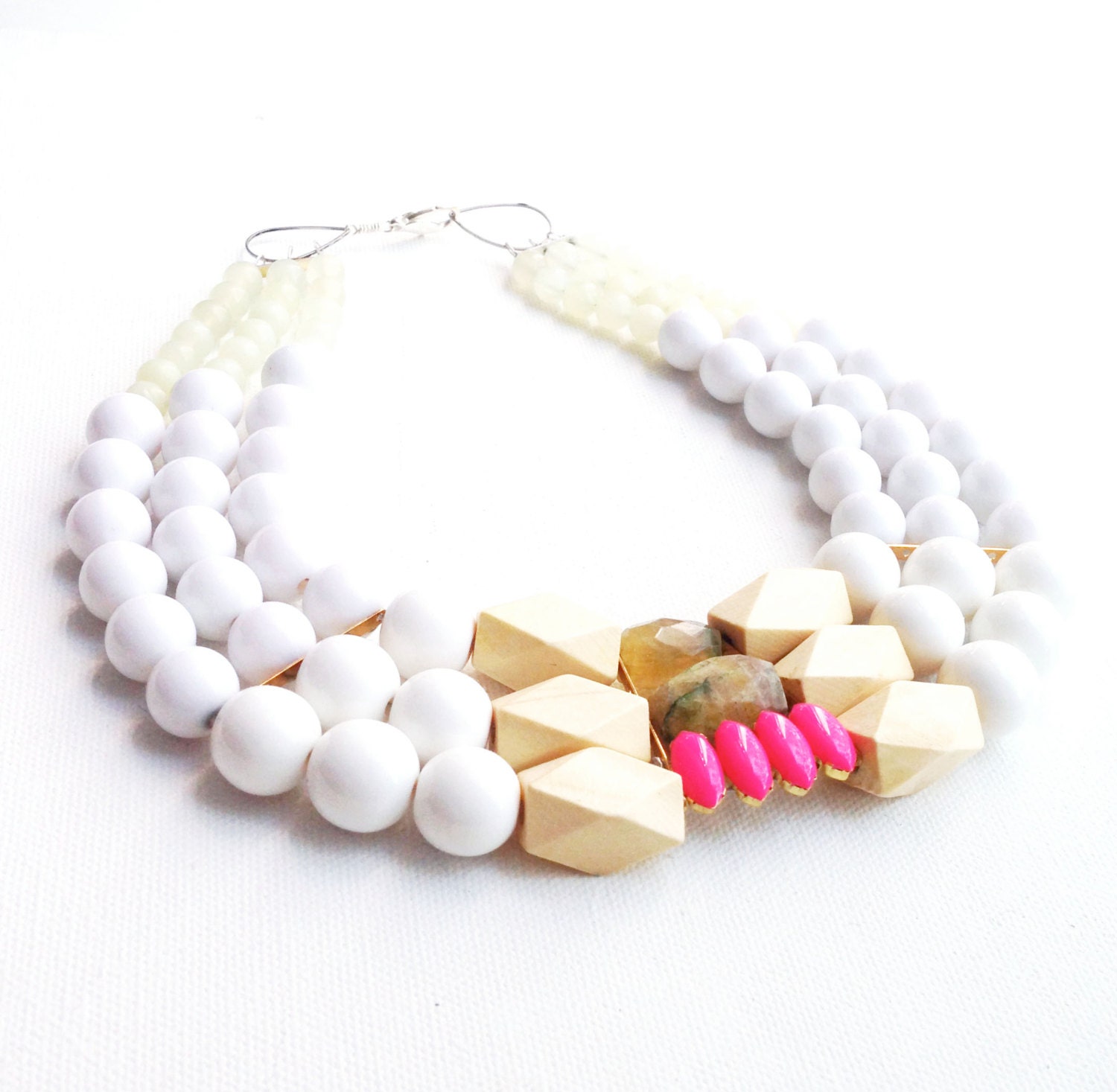 Amaryllis // statement necklace