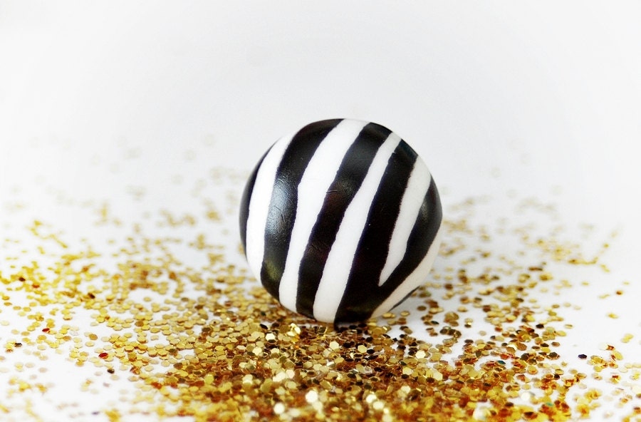 Vintage Zebra Print Cocktail Ring Gunmetal Setting Holidays New Year Black and White Christmas Statement ring