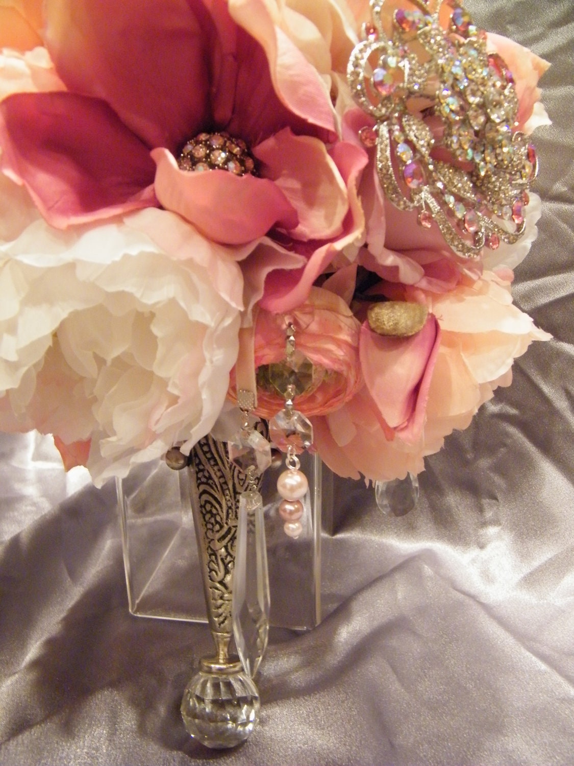 Brooch Bouquet "The Sareh"