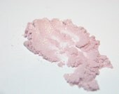 Mineral Sparkling Finishing Powder Highlighter in ROSALINA sheer lavender pink shimmer and sparkle Home & Garden