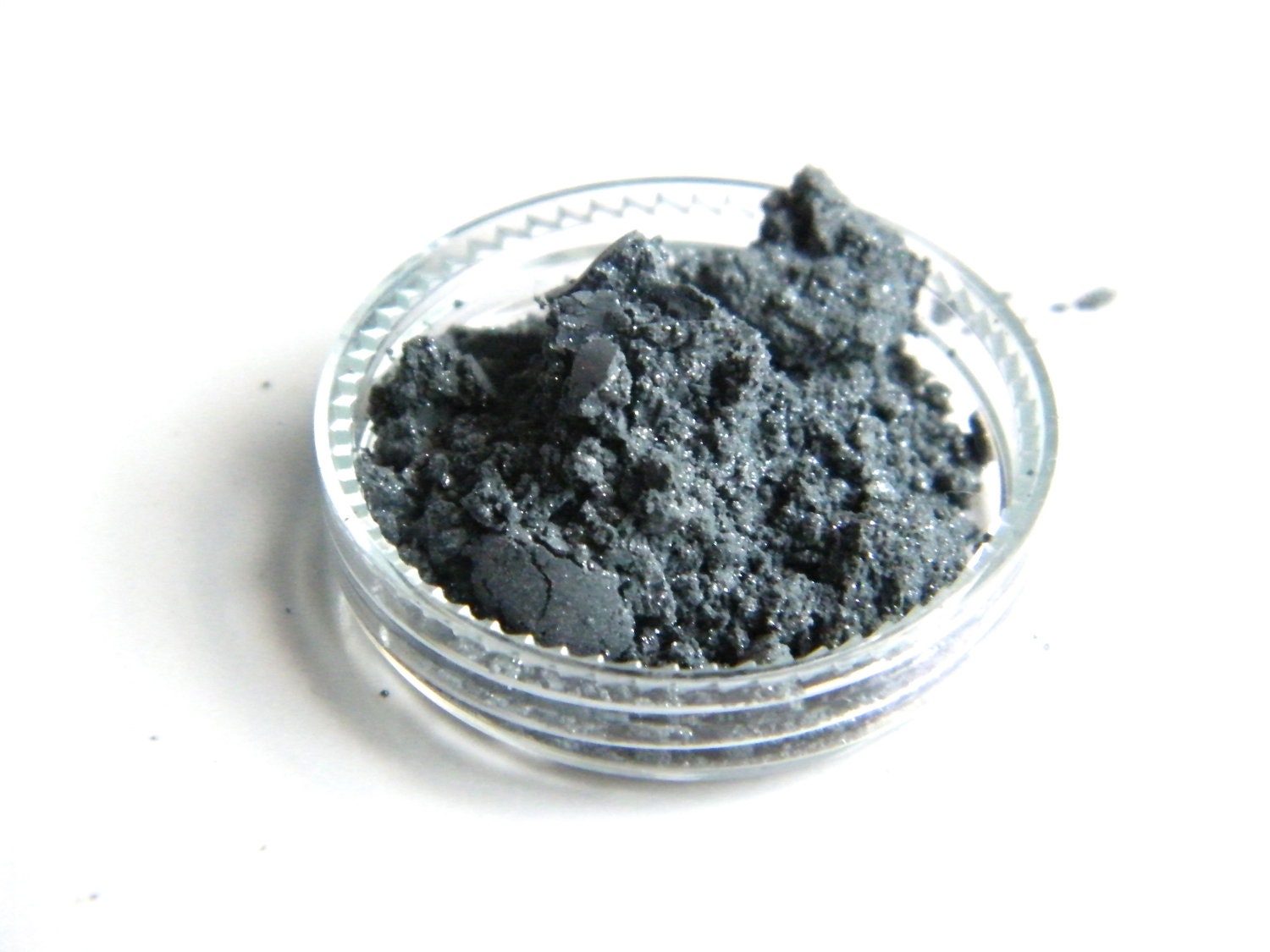 Saturn Mineral Eyeshadow - Vegan Eyeshadow - Mineral Pigment & Eye Liner