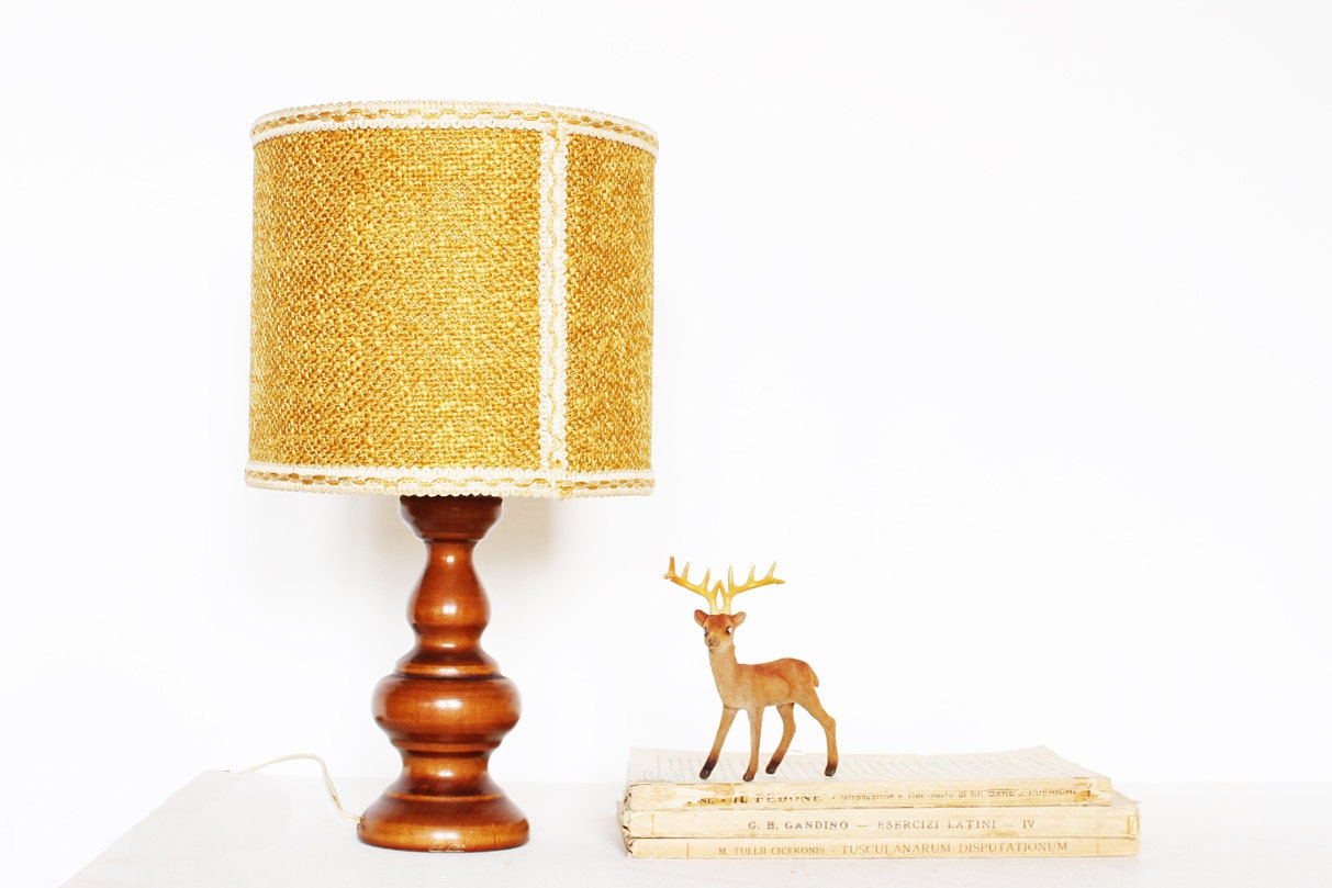 vintage mustard and brown shade lamp