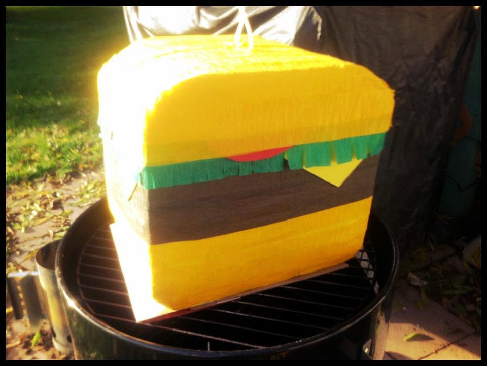 Cheeseburger Pinata