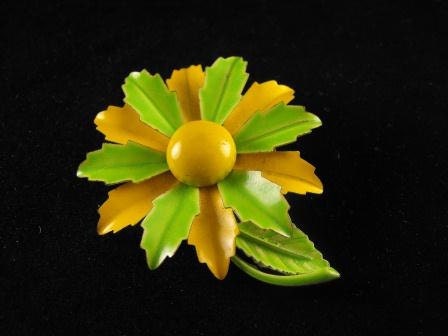 Big Bodacious Bloom 60s Enamel Daisy Brooch ON SALE 15.00